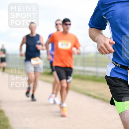 14.09.2025 - Airport Race Dr. Thomas Lammeyer http://msf.ph/oto/8867087 14.09.2025 12:07:53 Laufen 42, 1537 meine-sportfotos.de