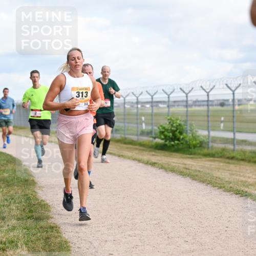 14.09.2025 - Airport Race Dr. Thomas Lammeyer http://msf.ph/oto/8867115 14.09.2025 12:07:55 Laufen 313, 313, 91 meine-sportfotos.de
