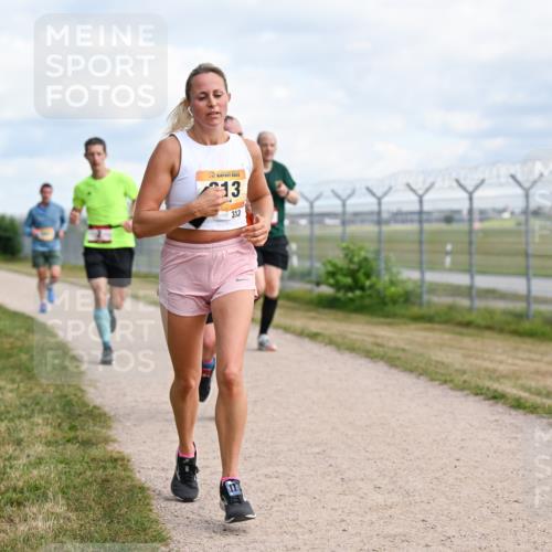 14.09.2025 - Airport Race Dr. Thomas Lammeyer http://msf.ph/oto/8867132 14.09.2025 12:07:56 Laufen 13, 313 meine-sportfotos.de