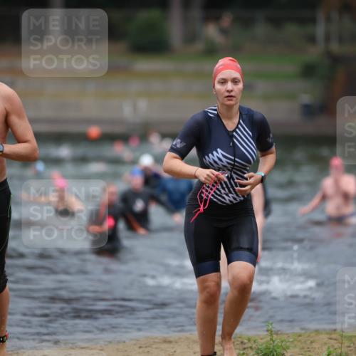 14.09.2025 - Stadtparktriathlon Michael Strokosch http://msf.ph/oto/8867150 14.09.2025 09:50:07 Schwimmen 513, 546, 561, 600 meine-sportfotos.de