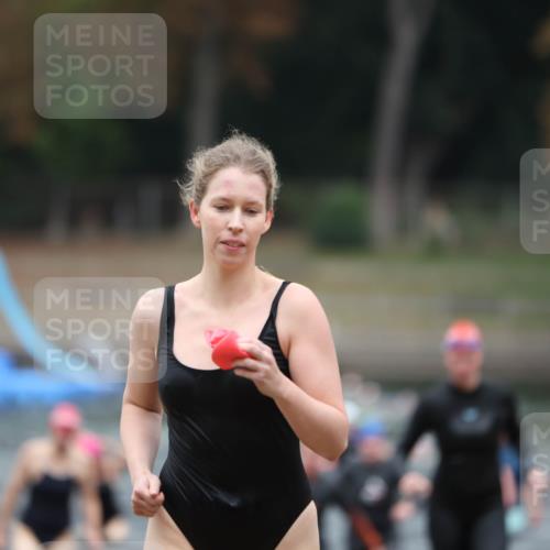 14.09.2025 - Stadtparktriathlon Michael Strokosch http://msf.ph/oto/8867168 14.09.2025 09:50:13 Schwimmen 513, 515, 546, 561, 600, 619 meine-sportfotos.de