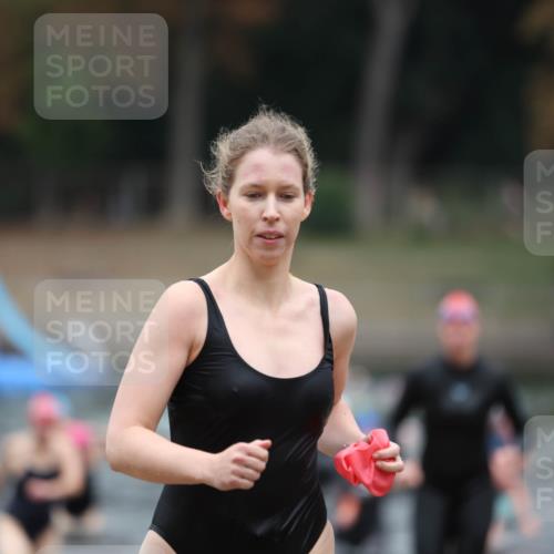 14.09.2025 - Stadtparktriathlon Michael Strokosch http://msf.ph/oto/8867169 14.09.2025 09:50:13 Schwimmen 513, 515, 546, 561, 600, 619 meine-sportfotos.de