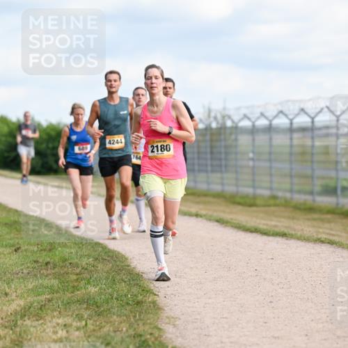 14.09.2025 - Airport Race Dr. Thomas Lammeyer http://msf.ph/oto/8867213 14.09.2025 12:08:05 Laufen 689, 4244, 164, 2180 meine-sportfotos.de