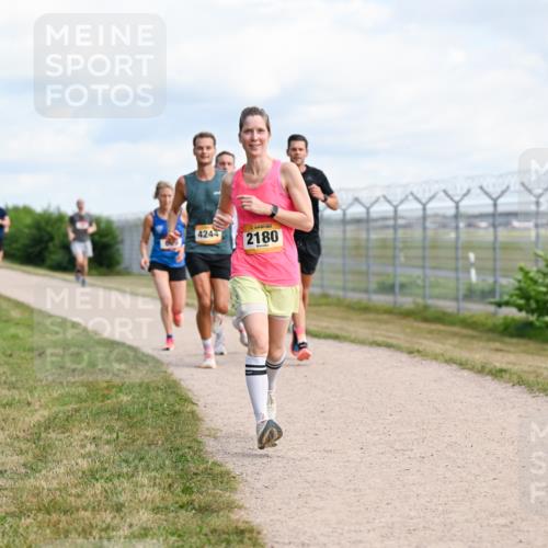 14.09.2025 - Airport Race Dr. Thomas Lammeyer http://msf.ph/oto/8867223 14.09.2025 12:08:07 Laufen 4244, 2180 meine-sportfotos.de