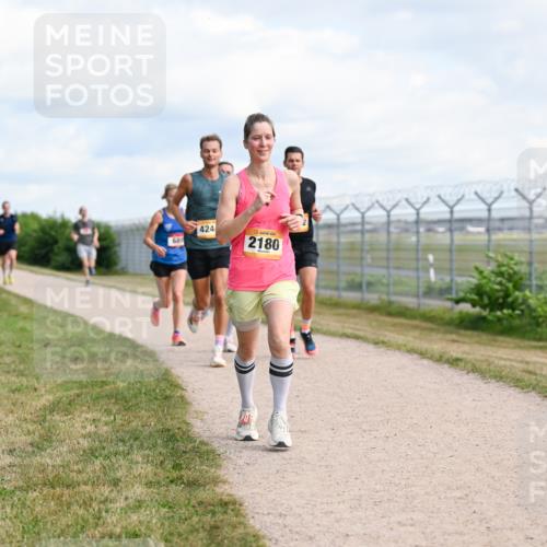 14.09.2025 - Airport Race Dr. Thomas Lammeyer http://msf.ph/oto/8867225 14.09.2025 12:08:07 Laufen 424, 2180 meine-sportfotos.de
