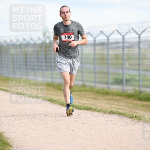 14.09.2025 - Airport Race Dr. Thomas Lammeyer http://msf.ph/oto/8867253 14.09.2025 12:08:13 Laufen 740 meine-sportfotos.de
