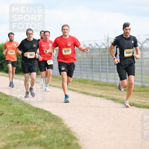 14.09.2025 - Airport Race Dr. Thomas Lammeyer http://msf.ph/oto/8867268 14.09.2025 12:08:20 Laufen 1656, 642, 393, 4073, 577, 2009 meine-sportfotos.de