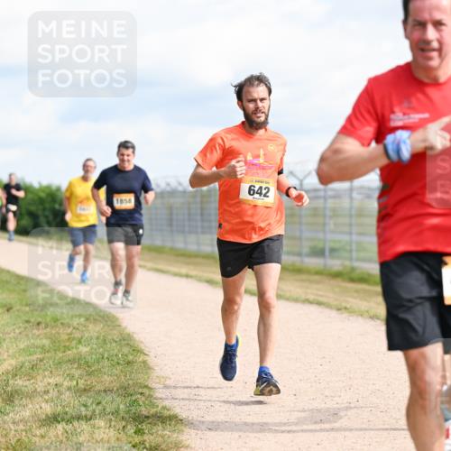 14.09.2025 - Airport Race Dr. Thomas Lammeyer http://msf.ph/oto/8867302 14.09.2025 12:08:27 Laufen 1858, 642, 4073 meine-sportfotos.de