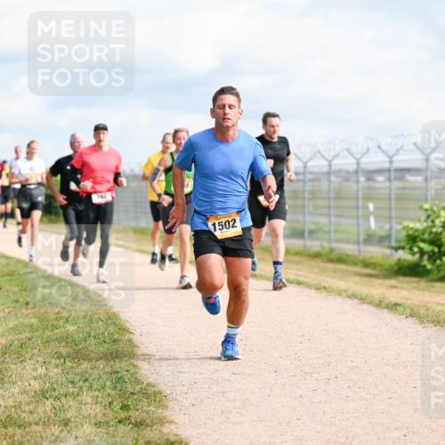 14.09.2025 - Airport Race Dr. Thomas Lammeyer http://msf.ph/oto/8867349 14.09.2025 12:08:37 Laufen 762, 1502 meine-sportfotos.de