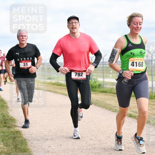 14.09.2025 - Airport Race Dr. Thomas Lammeyer http://msf.ph/oto/8867371 14.09.2025 12:08:41 Laufen 31, 792, 4168 meine-sportfotos.de
