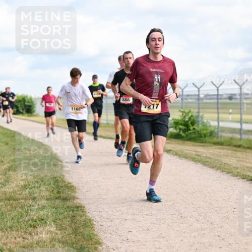 14.09.2025 - Airport Race Dr. Thomas Lammeyer http://msf.ph/oto/8867391 14.09.2025 12:08:45 Laufen 1160, 886, 217 meine-sportfotos.de