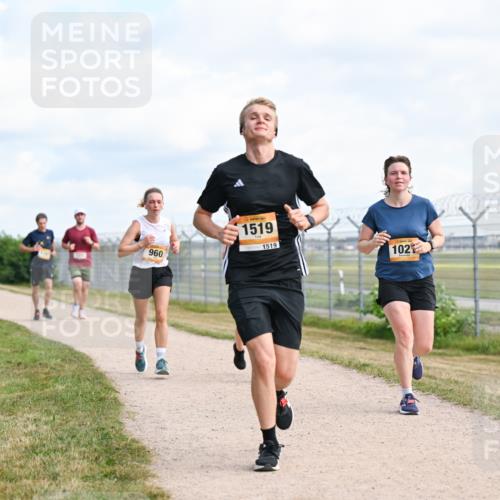 14.09.2025 - Airport Race Dr. Thomas Lammeyer http://msf.ph/oto/8867447 14.09.2025 12:08:58 Laufen 960, 1519, 1519, 102 meine-sportfotos.de