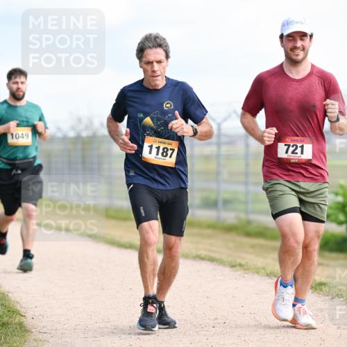 14.09.2025 - Airport Race Dr. Thomas Lammeyer http://msf.ph/oto/8867473 14.09.2025 12:09:03 Laufen 1049, 1187, 721 meine-sportfotos.de