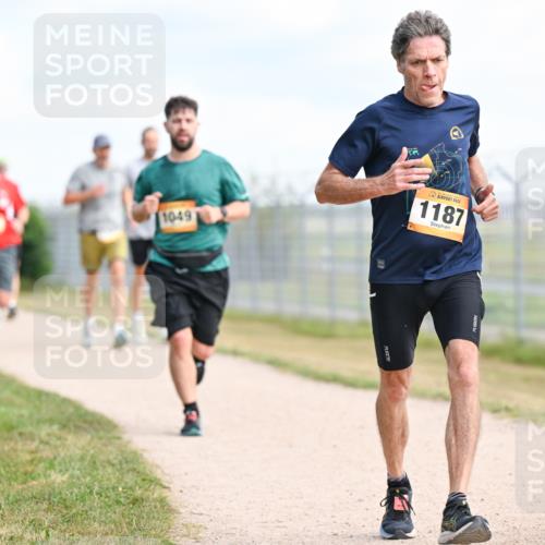 14.09.2025 - Airport Race Dr. Thomas Lammeyer http://msf.ph/oto/8867476 14.09.2025 12:09:04 Laufen 1049, 1187, 721 meine-sportfotos.de