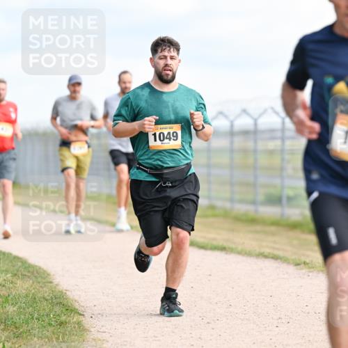 14.09.2025 - Airport Race Dr. Thomas Lammeyer http://msf.ph/oto/8867479 14.09.2025 12:09:05 Laufen 1049, 1187 meine-sportfotos.de