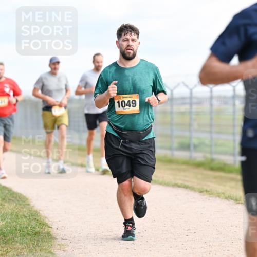 14.09.2025 - Airport Race Dr. Thomas Lammeyer http://msf.ph/oto/8867482 14.09.2025 12:09:05 Laufen 1049, 1187 meine-sportfotos.de