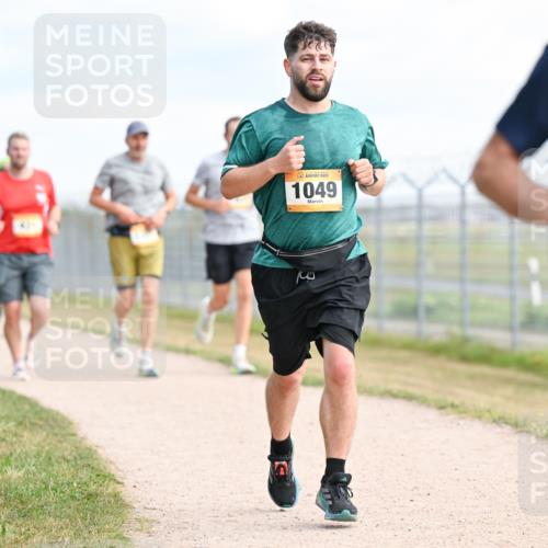 14.09.2025 - Airport Race Dr. Thomas Lammeyer http://msf.ph/oto/8867483 14.09.2025 12:09:05 Laufen 1049, 1 meine-sportfotos.de