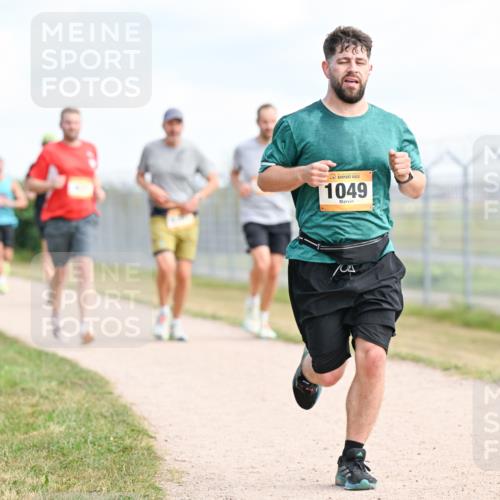 14.09.2025 - Airport Race Dr. Thomas Lammeyer http://msf.ph/oto/8867484 14.09.2025 12:09:05 Laufen 1049 meine-sportfotos.de