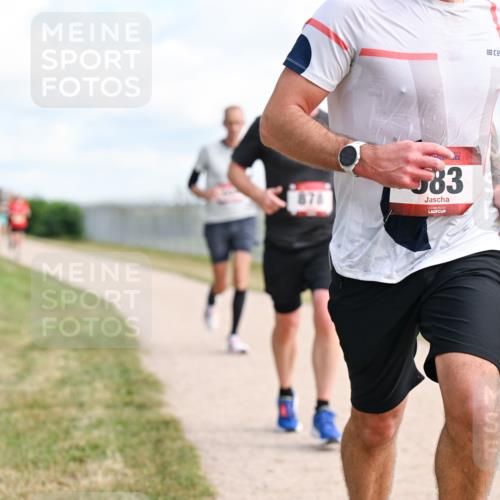 14.09.2025 - Airport Race Dr. Thomas Lammeyer http://msf.ph/oto/8867552 14.09.2025 12:09:18 Laufen 583 meine-sportfotos.de