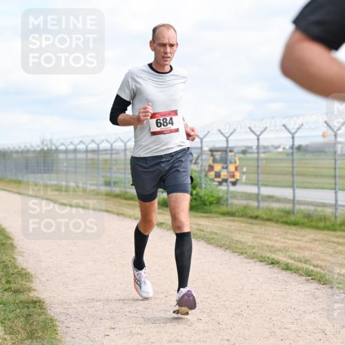 14.09.2025 - Airport Race Dr. Thomas Lammeyer http://msf.ph/oto/8867556 14.09.2025 12:09:19 Laufen 684 meine-sportfotos.de