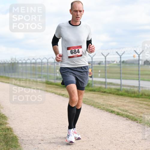 14.09.2025 - Airport Race Dr. Thomas Lammeyer http://msf.ph/oto/8867558 14.09.2025 12:09:20 Laufen 684 meine-sportfotos.de