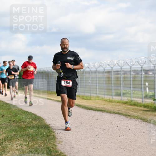 14.09.2025 - Airport Race Dr. Thomas Lammeyer http://msf.ph/oto/8867602 14.09.2025 12:09:35 Laufen 184 meine-sportfotos.de