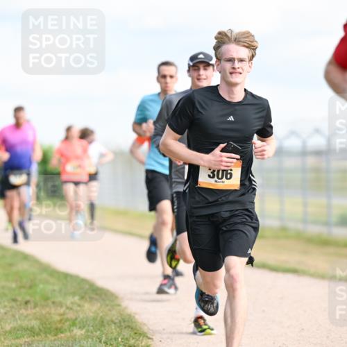 14.09.2025 - Airport Race Dr. Thomas Lammeyer http://msf.ph/oto/8867630 14.09.2025 12:09:41 Laufen 306, 57 meine-sportfotos.de