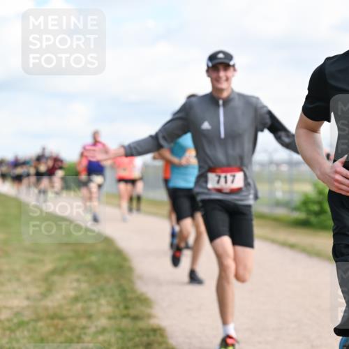 14.09.2025 - Airport Race Dr. Thomas Lammeyer http://msf.ph/oto/8867637 14.09.2025 12:09:43 Laufen 717, 42, 306 meine-sportfotos.de