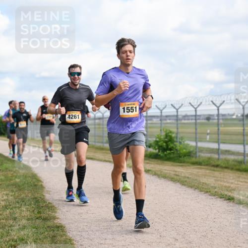 14.09.2025 - Airport Race Dr. Thomas Lammeyer http://msf.ph/oto/8867676 14.09.2025 12:09:50 Laufen 4261, 1551 meine-sportfotos.de