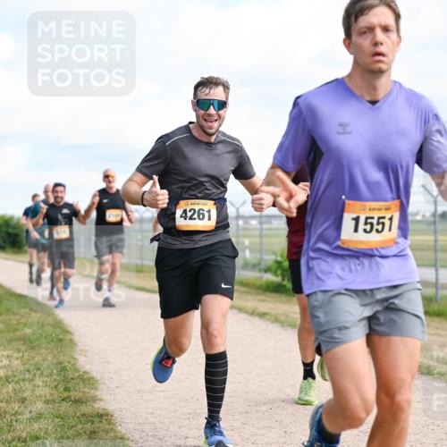 14.09.2025 - Airport Race Dr. Thomas Lammeyer http://msf.ph/oto/8867681 14.09.2025 12:09:51 Laufen 4261, 1551 meine-sportfotos.de
