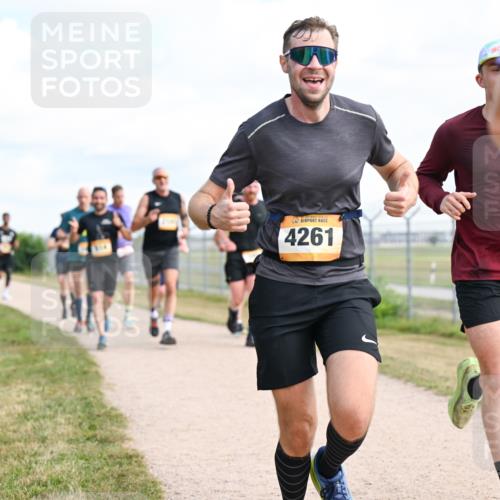 14.09.2025 - Airport Race Dr. Thomas Lammeyer http://msf.ph/oto/8867685 14.09.2025 12:09:52 Laufen 4261 meine-sportfotos.de