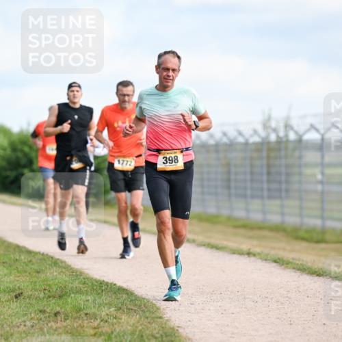 14.09.2025 - Airport Race Dr. Thomas Lammeyer http://msf.ph/oto/8867753 14.09.2025 12:10:08 Laufen 1772, 398 meine-sportfotos.de