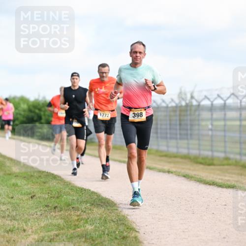 14.09.2025 - Airport Race Dr. Thomas Lammeyer http://msf.ph/oto/8867757 14.09.2025 12:10:09 Laufen 1772, 398 meine-sportfotos.de