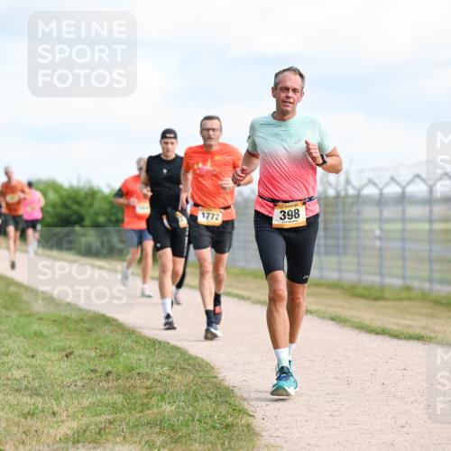 14.09.2025 - Airport Race Dr. Thomas Lammeyer http://msf.ph/oto/8867762 14.09.2025 12:10:09 Laufen 1772, 398 meine-sportfotos.de