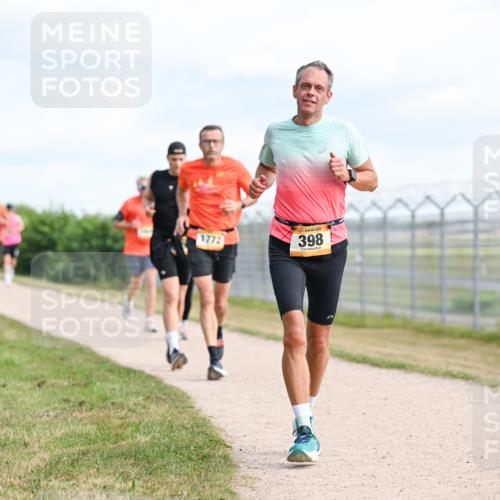 14.09.2025 - Airport Race Dr. Thomas Lammeyer http://msf.ph/oto/8867767 14.09.2025 12:10:10 Laufen 1772, 398 meine-sportfotos.de