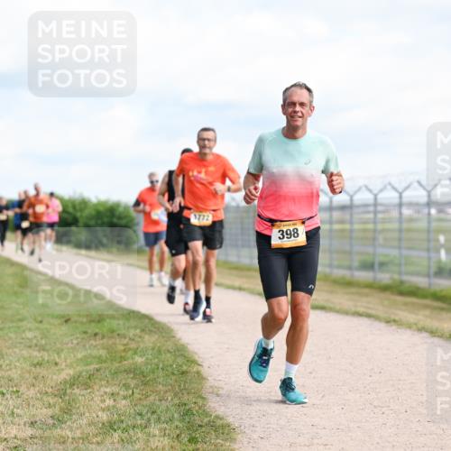 14.09.2025 - Airport Race Dr. Thomas Lammeyer http://msf.ph/oto/8867771 14.09.2025 12:10:10 Laufen 1772, 398 meine-sportfotos.de