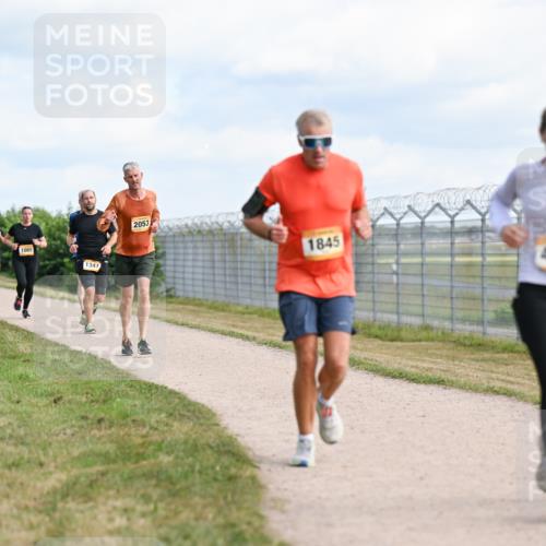 14.09.2025 - Airport Race Dr. Thomas Lammeyer http://msf.ph/oto/8867794 14.09.2025 12:10:15 Laufen 424, 1065, 1347, 2053, 1845, 4083 meine-sportfotos.de