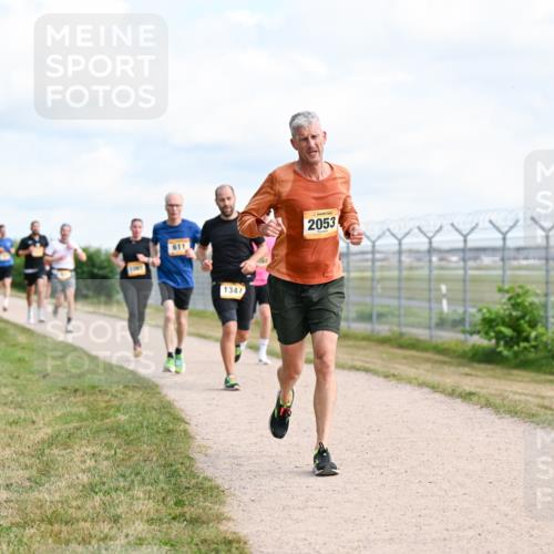 14.09.2025 - Airport Race Dr. Thomas Lammeyer http://msf.ph/oto/8867816 14.09.2025 12:10:20 Laufen 1061, 611, 1347, 2053 meine-sportfotos.de