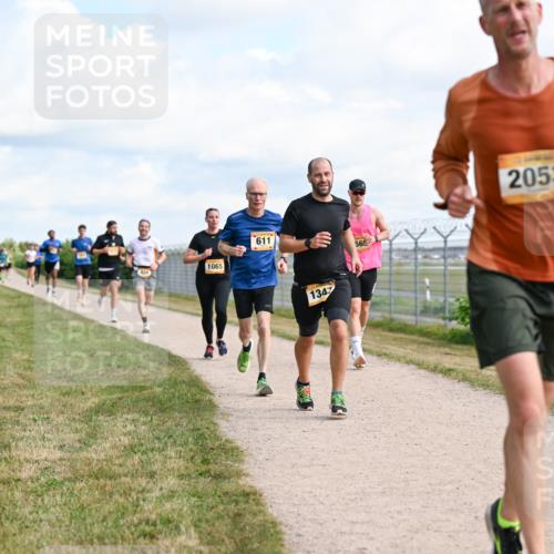 14.09.2025 - Airport Race Dr. Thomas Lammeyer http://msf.ph/oto/8867825 14.09.2025 12:10:22 Laufen 1065, 611, 565, 1347, 2053 meine-sportfotos.de