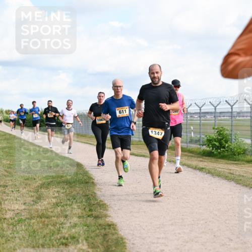 14.09.2025 - Airport Race Dr. Thomas Lammeyer http://msf.ph/oto/8867828 14.09.2025 12:10:22 Laufen 424, 106, 611, 1347, 20 meine-sportfotos.de