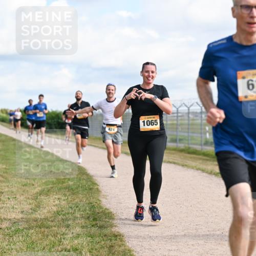 14.09.2025 - Airport Race Dr. Thomas Lammeyer http://msf.ph/oto/8867839 14.09.2025 12:10:25 Laufen 424, 1065, 611 meine-sportfotos.de
