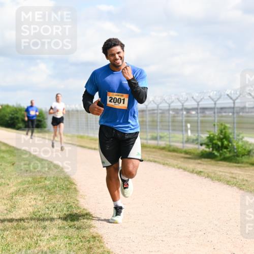 14.09.2025 - Airport Race Dr. Thomas Lammeyer http://msf.ph/oto/8867889 14.09.2025 12:10:34 Laufen 2001 meine-sportfotos.de