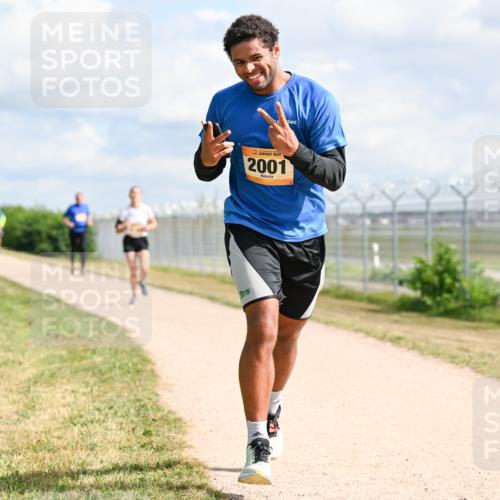 14.09.2025 - Airport Race Dr. Thomas Lammeyer http://msf.ph/oto/8867893 14.09.2025 12:10:34 Laufen 2001 meine-sportfotos.de