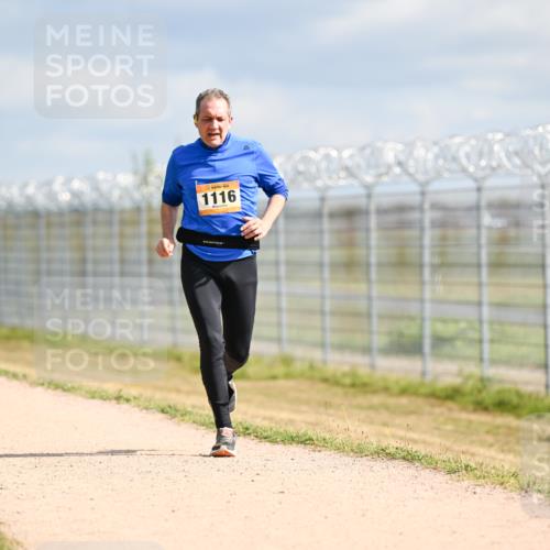 14.09.2025 - Airport Race Dr. Thomas Lammeyer http://msf.ph/oto/8867920 14.09.2025 12:10:40 Laufen 1116 meine-sportfotos.de