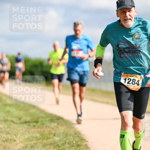 14.09.2025 - Airport Race Dr. Thomas Lammeyer http://msf.ph/oto/8867950 14.09.2025 12:10:45 Laufen 2021, 707, 70, 1284 meine-sportfotos.de