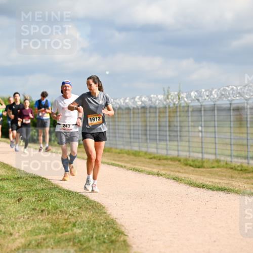 14.09.2025 - Airport Race Dr. Thomas Lammeyer http://msf.ph/oto/8867976 14.09.2025 12:10:52 Laufen 243, 1912 meine-sportfotos.de