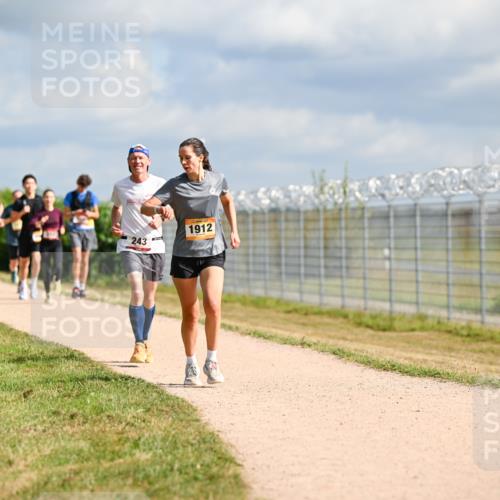 14.09.2025 - Airport Race Dr. Thomas Lammeyer http://msf.ph/oto/8867979 14.09.2025 12:10:52 Laufen 243, 1912 meine-sportfotos.de