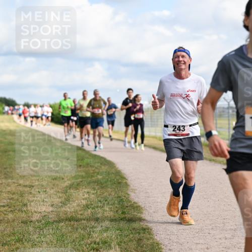 14.09.2025 - Airport Race Dr. Thomas Lammeyer http://msf.ph/oto/8867996 14.09.2025 12:10:57 Laufen 243, 1912 meine-sportfotos.de