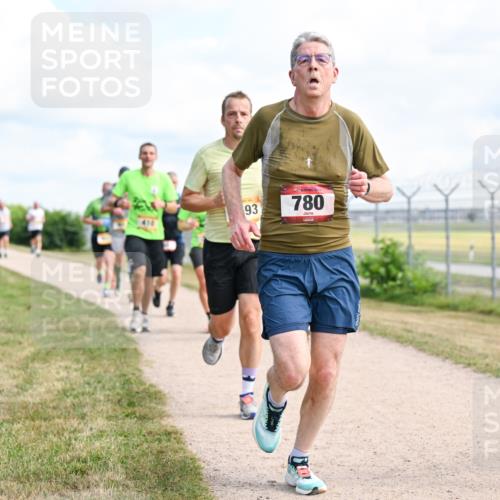 14.09.2025 - Airport Race Dr. Thomas Lammeyer http://msf.ph/oto/8868029 14.09.2025 12:11:02 Laufen 93, 780 meine-sportfotos.de