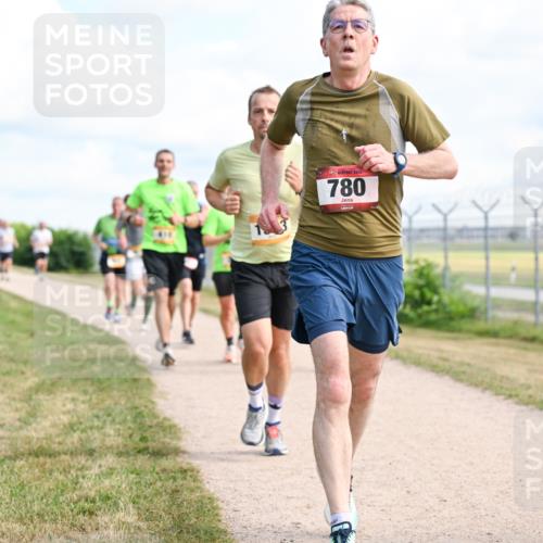 14.09.2025 - Airport Race Dr. Thomas Lammeyer http://msf.ph/oto/8868030 14.09.2025 12:11:03 Laufen 780 meine-sportfotos.de